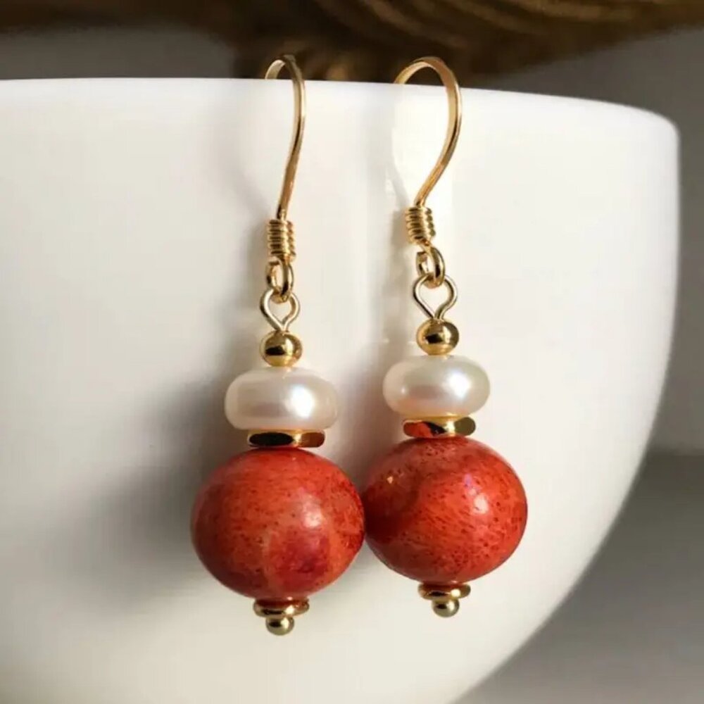 NEW red coral and freshwater pearl dangle earrings - Picture 4 of 4